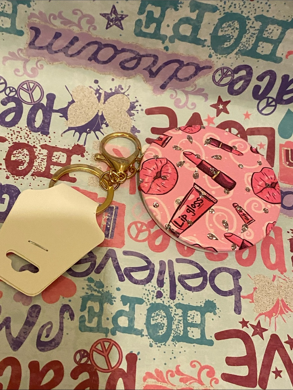 Pink Lip Gloss Pattern Compact Keychain With Mirror - Picture 2 of 3